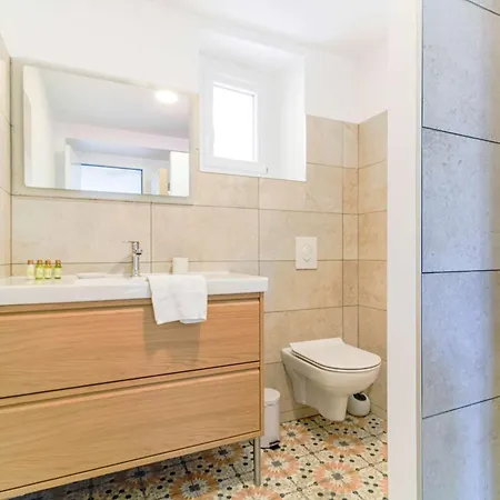 Apartment Select'sohome - Duplex Pour 5 Personnes Au Pied Du Port Du Lavandou ! - *